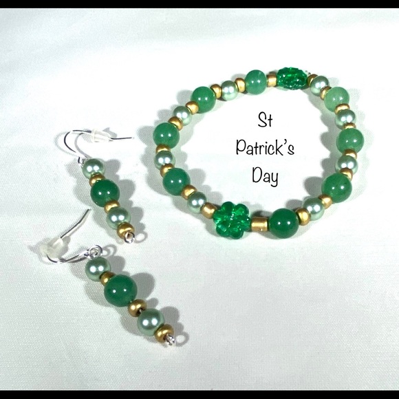 Be ready for Holidays & seasons 13 bracelet/earrings sets, GREAT GIFT!! - Picture 4 of 16